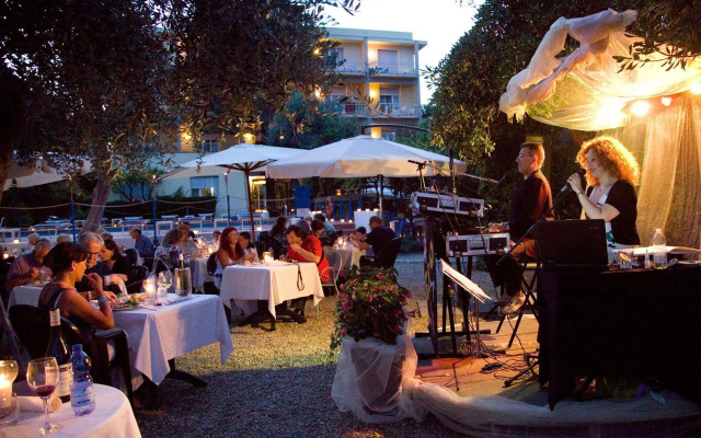 Hotel Eden Park
