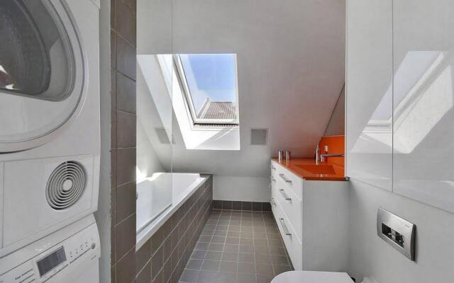 CPh Apartment