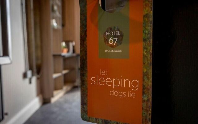 Hotel67