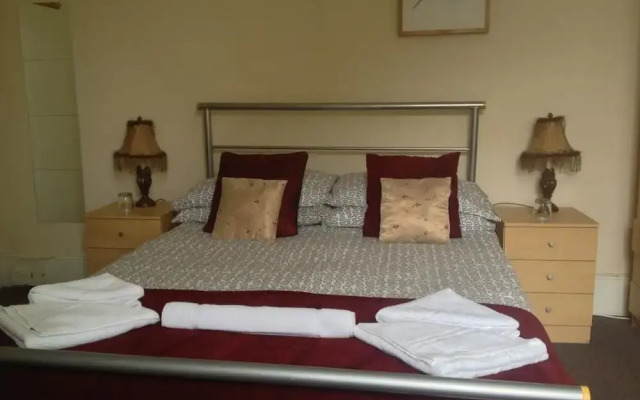 Malvern Lodge Guest House