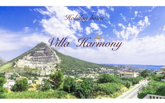 Holiday home Harmony