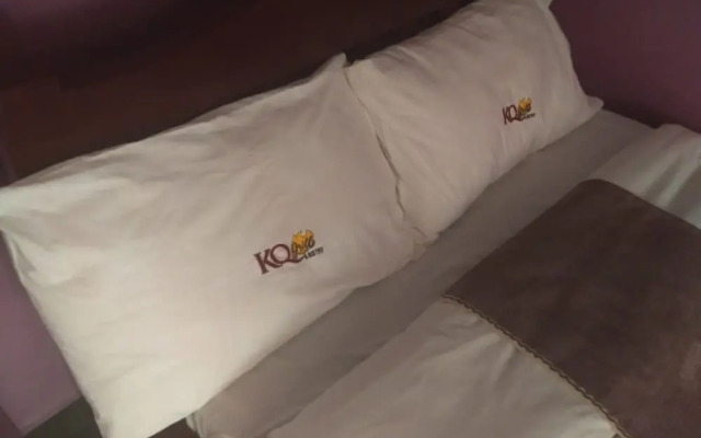 KQ Grill and Bistro