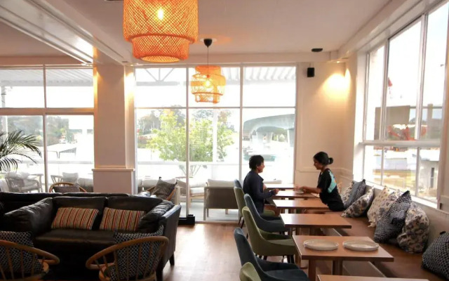 Comfort Inn Bay Waterfront