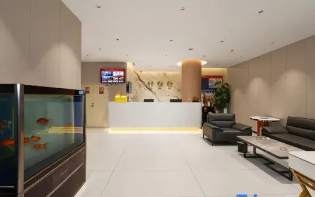 Yi  Jia  Hotel