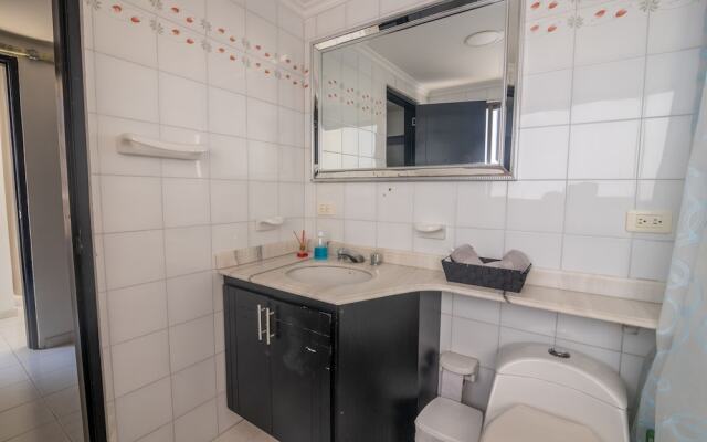 Penthouse con Piscina Privada El Laguito