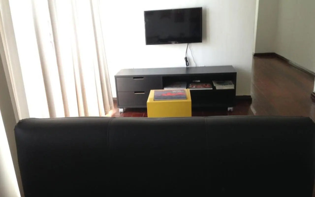 Ira,s home