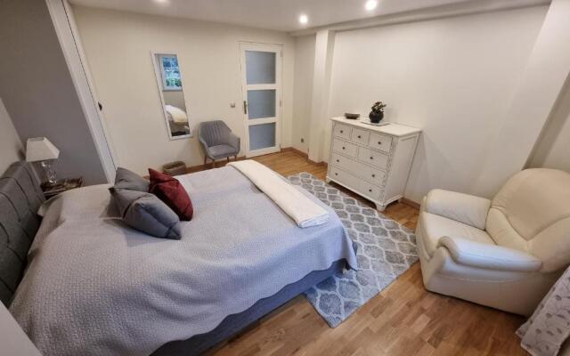 Villa Flora Superior Apartment