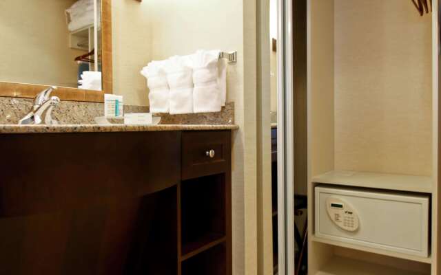 Homewood Suites by Hilton Toronto Airport Corporate Centre