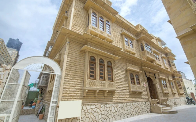 hotelImage