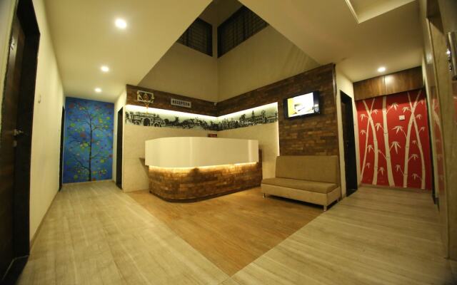 Hotel Madhuri Executive