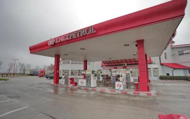 Knez Petrol