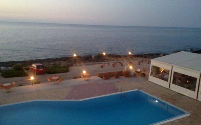 Anixi Apartments