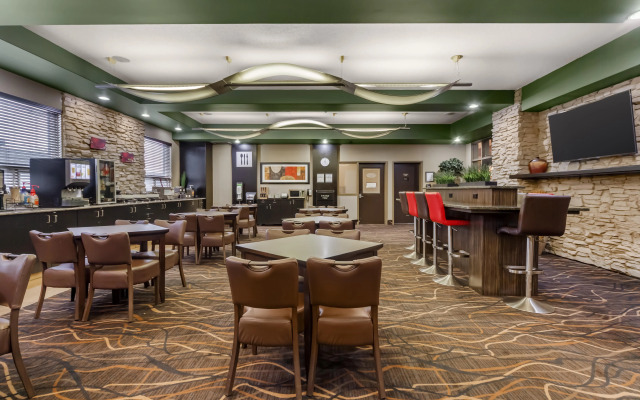 Best Western Plus The Inn At St. Albert