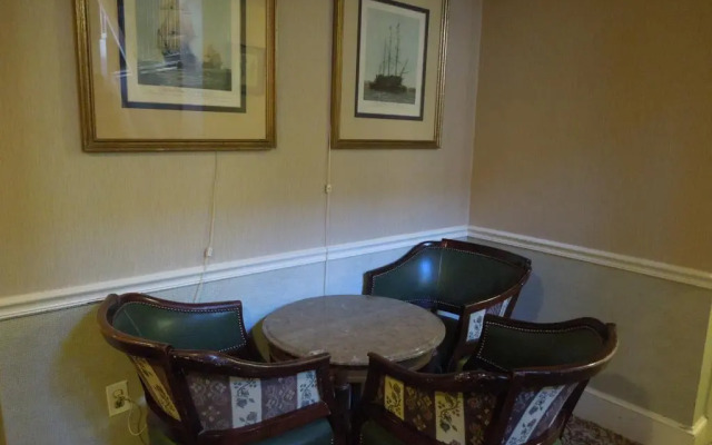 The Embassy Inn