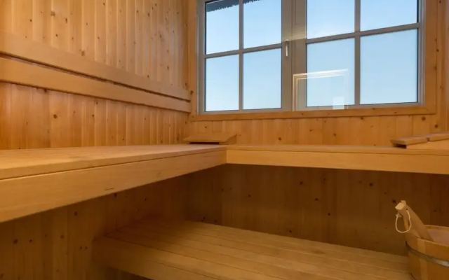 Stylish Villa by the Water