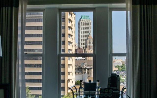 Ambassador Hotel Tulsa, Autograph Collection