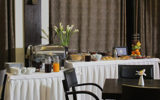 Galaxy Art Hotel