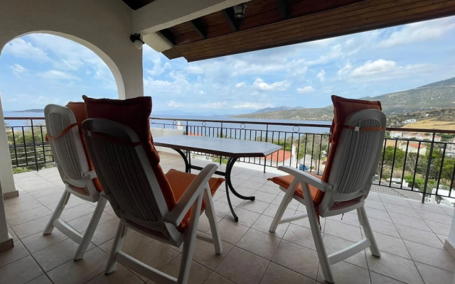 Villa Xanthi in Doctor s Area