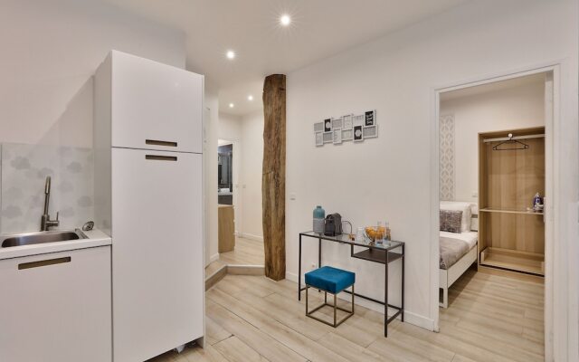 24 - Luxury Parisian Home Montorgueil