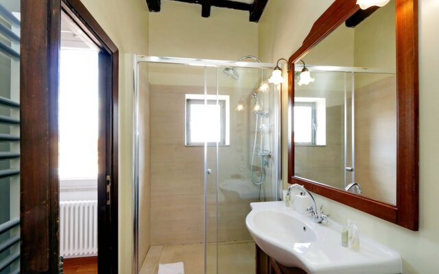 Garibaldi 2 - WR Apartments