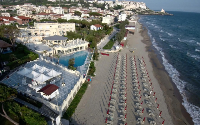 Grand Hotel La Playa