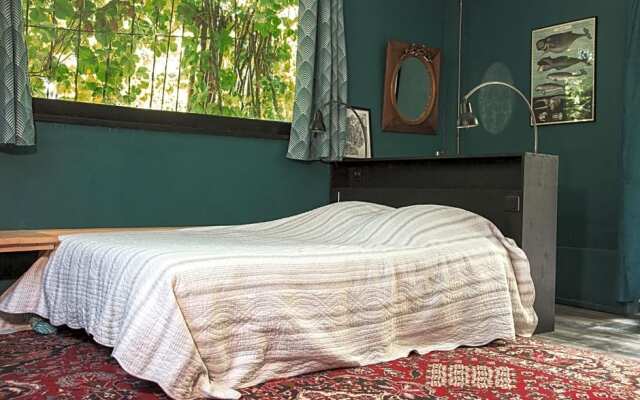 Les Cabanes Des Marais