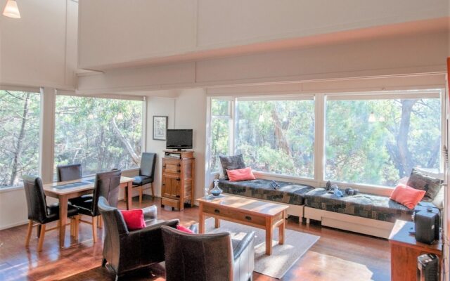 Aquila Eco Lodges