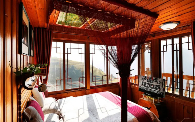 InYue Holiday Hotel