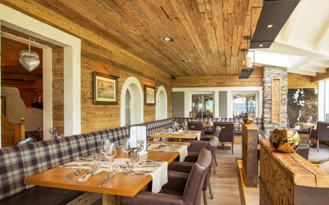 Mountain Spa Resort Albion