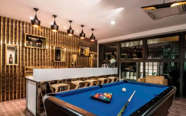 Couple Suite Bathtub studio @ SKY88