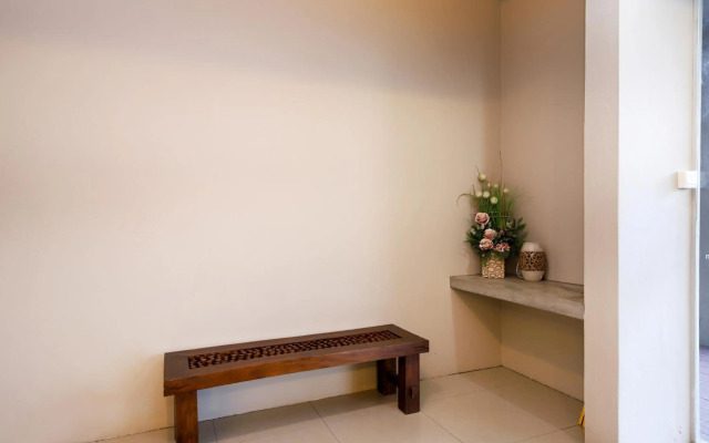 OYO 910 Hills Residence