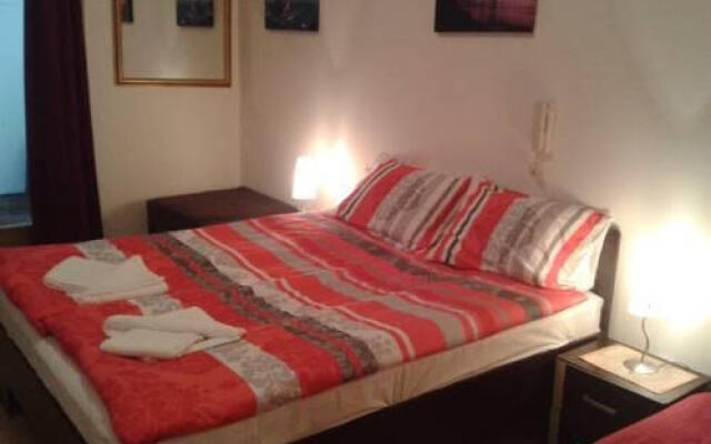 Gregors Downtown Apartments