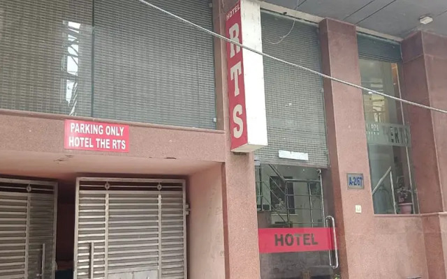 Hotel RTS Plaza Near IGI Airport