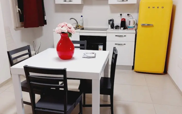 Un Passo Dal Porto