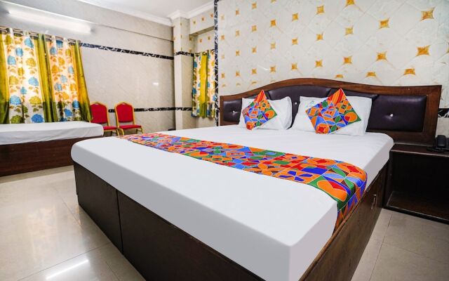 Fabexpress Le Royal Inn