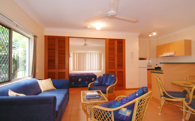 Royal Palm Villas Cairns – Guest Rooms – Cairns