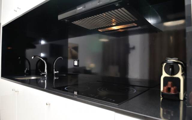 Apartamentos Travel Habitat Ayuntamiento