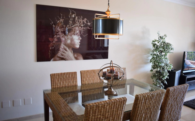 Altos La Quinta Apartment