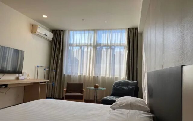 Motel 168 Zhangjiagang Goldport Town