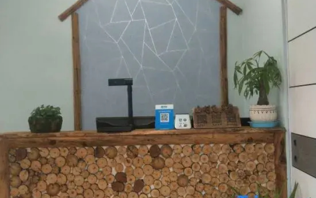 Little  time hotel