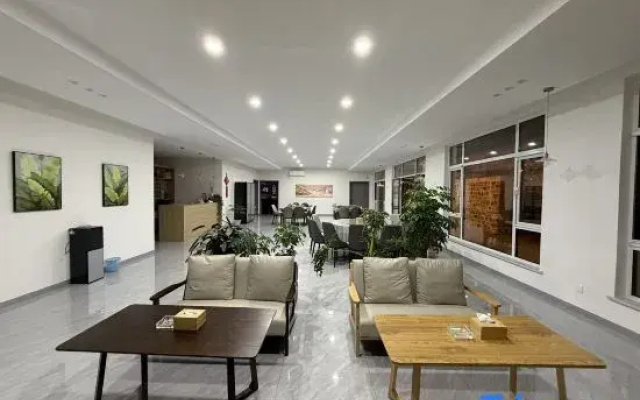 Guiyuan Mountain Residence Homestay