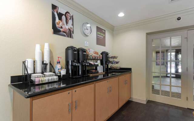 Extended Stay America Suites Oakland Alameda Airport