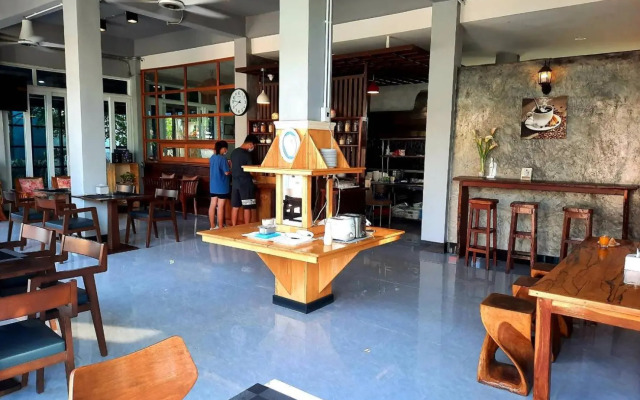 Koh Larn Riviera