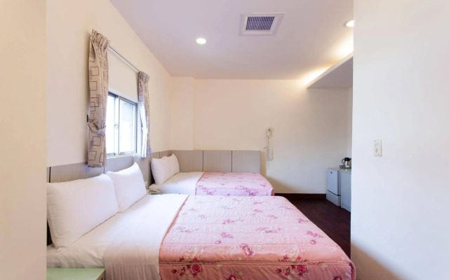 Ruei Gung Business Hotel