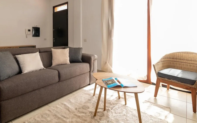 Xenia Boutique Tirso 2