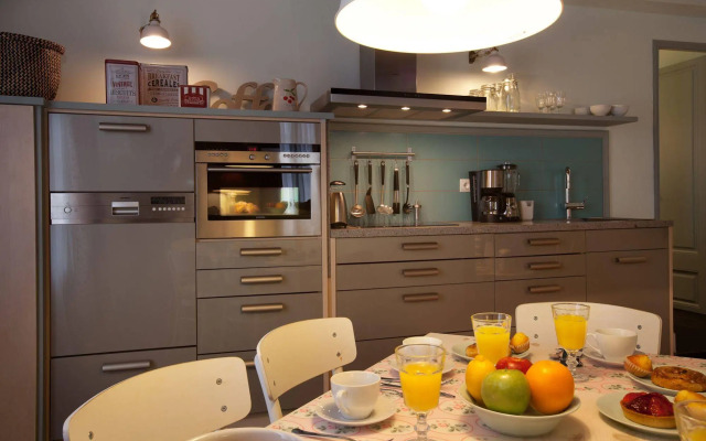 Nextdoor Miro Barcelona