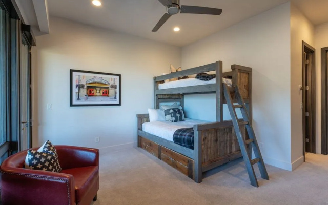 Juniper by Luxury Mountain Destinations