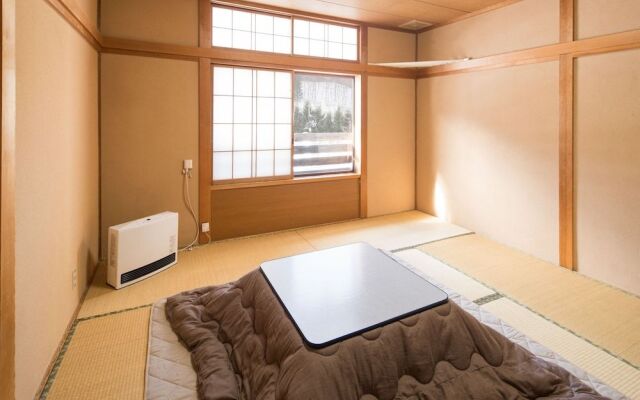 Uenohara Lodge YamanoIe