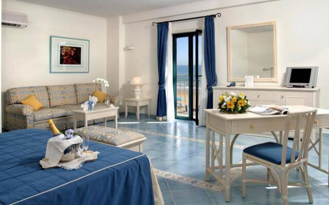 Aurora Hotel & Suites Sul Mare - Adults Only