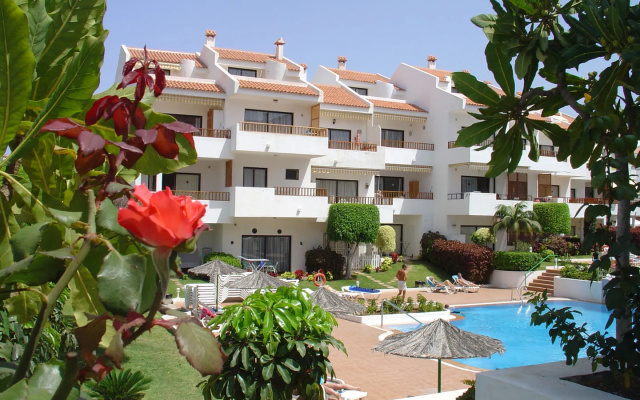 Apartamentos HG Cristian Sur